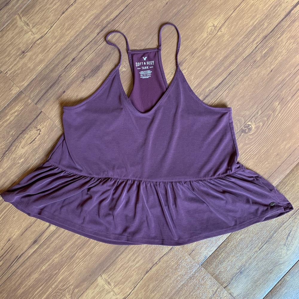 9/$35 American Eagle 🦅 Purple Top XS